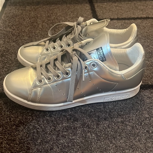 Adidas - Picture 5 of 5